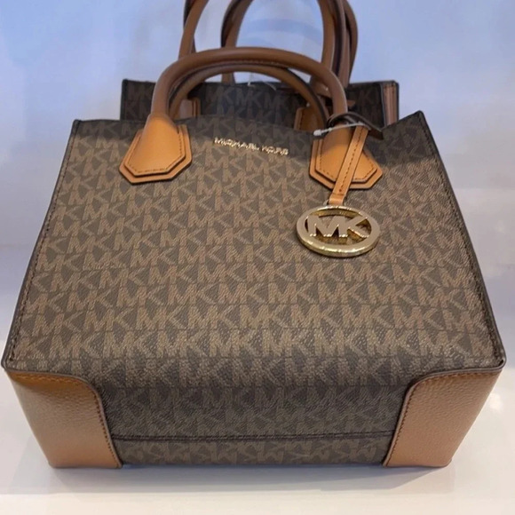 NWT Michael Kors Mercer Medium Logo and Leather Accordian Crossbody Bag - Picture 6 of 8